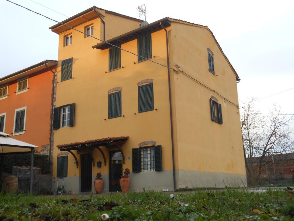 B&B La Corte Capannori Exterior photo