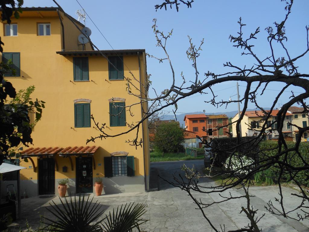 B&B La Corte Capannori Exterior photo